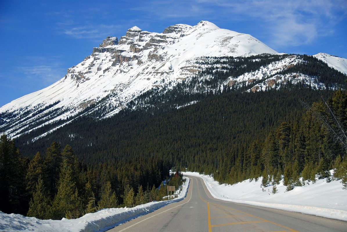28 Dolomite Peak From Icefields Parkway